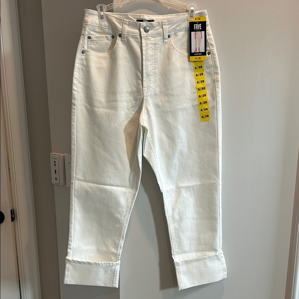NWT Frye Women’s High Rise Cuffed Cropped Straight Leg Ivory/White Jeans